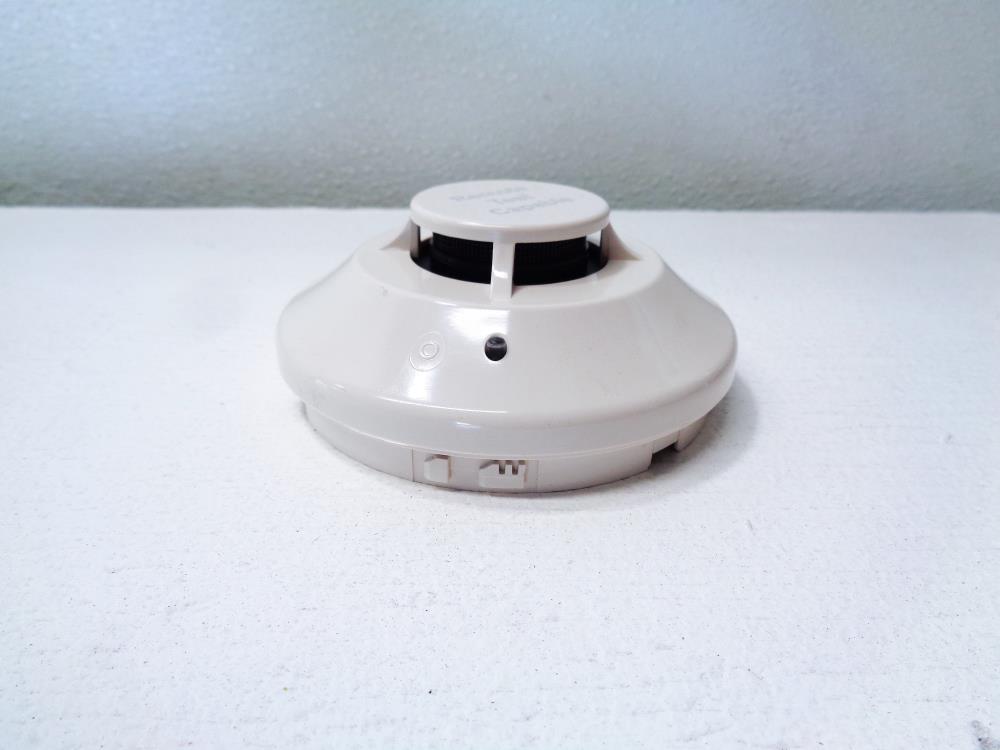 System Sensor DNR Intelligent NonRelay Duct Smoke Detector w/ Notifier